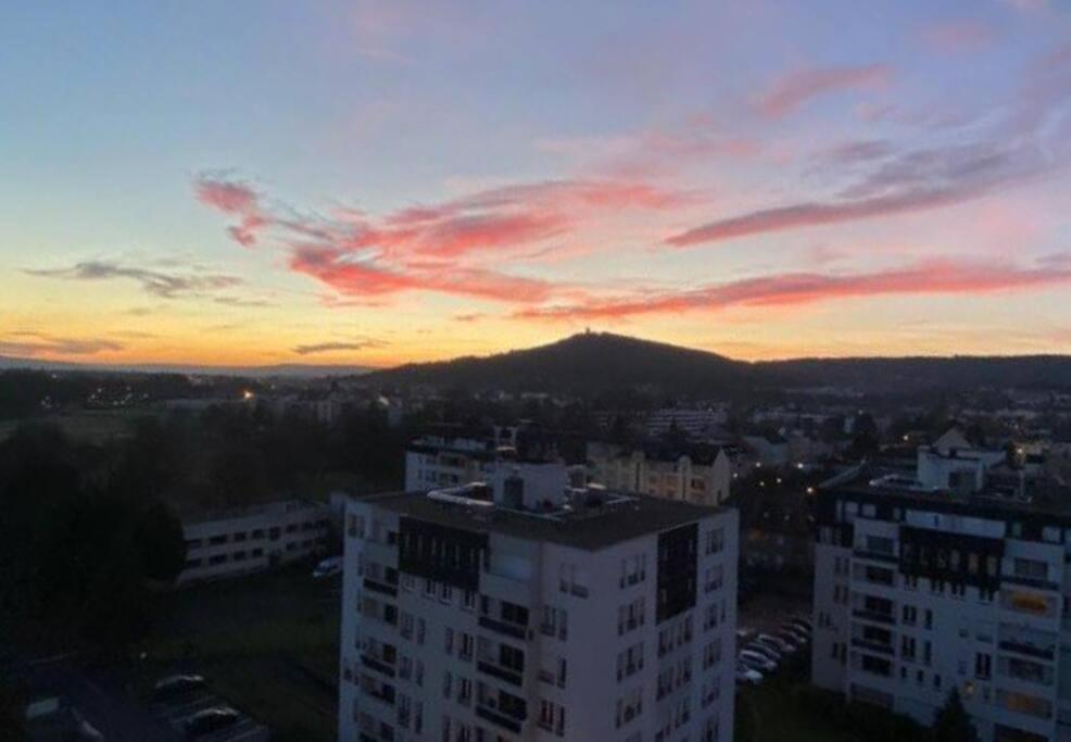 F2 65M2 Parking Prive Avec Une Belle Vue Мец Экстерьер фото